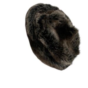 Ladies faux Fur Hat Dillards o/s